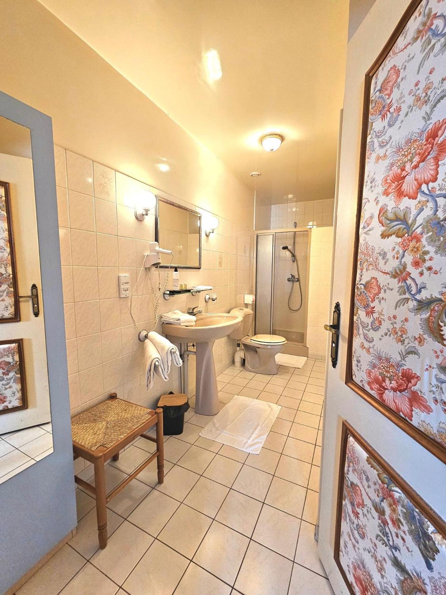 Chambres D'Hotes Chez Renee Le Charmel ภายนอก รูปภาพ